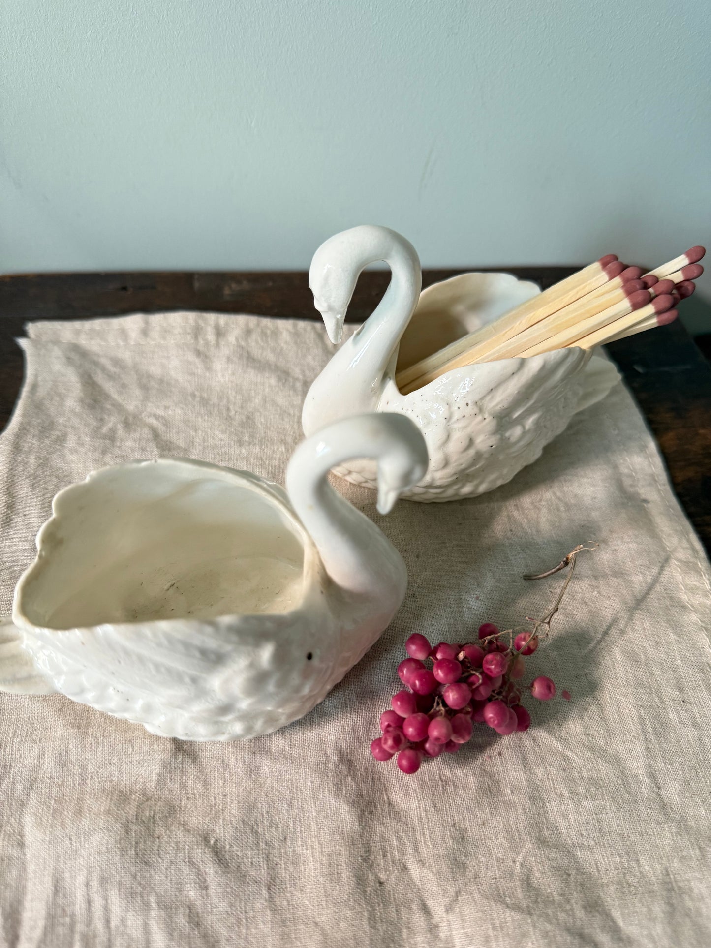 White Ceramic Swan Match Holder