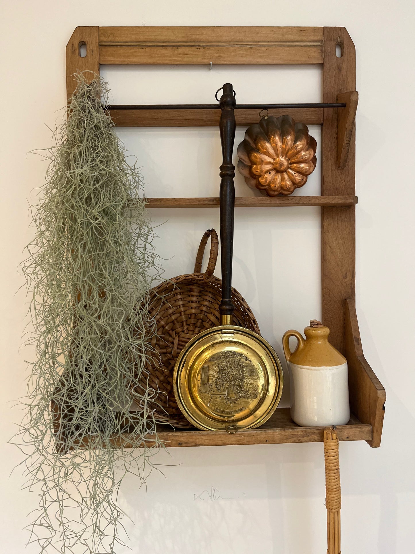 Antique Brass Warming Pan with Welsh Woman Design – Ready to Hang