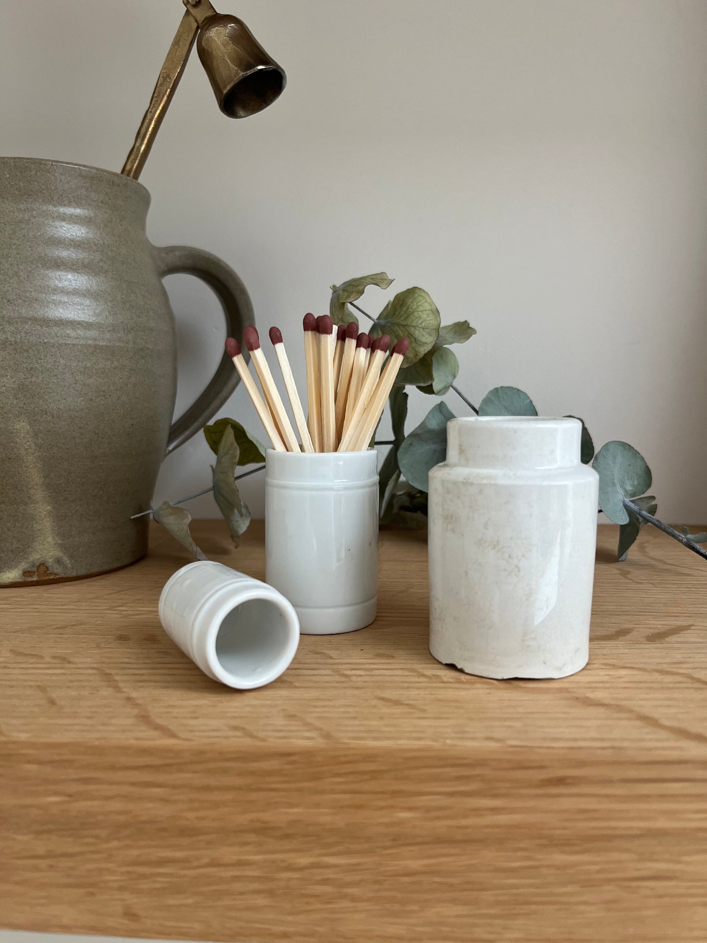 Set of 3 Small White Victorian Pots – Perfect Match Holders