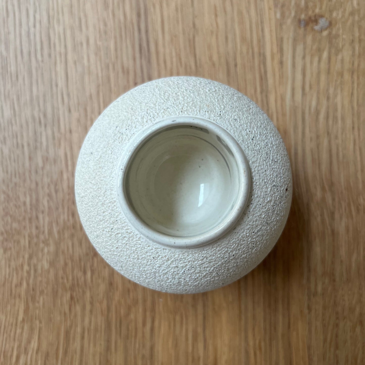 Victorian Round Ceramic Match Holder