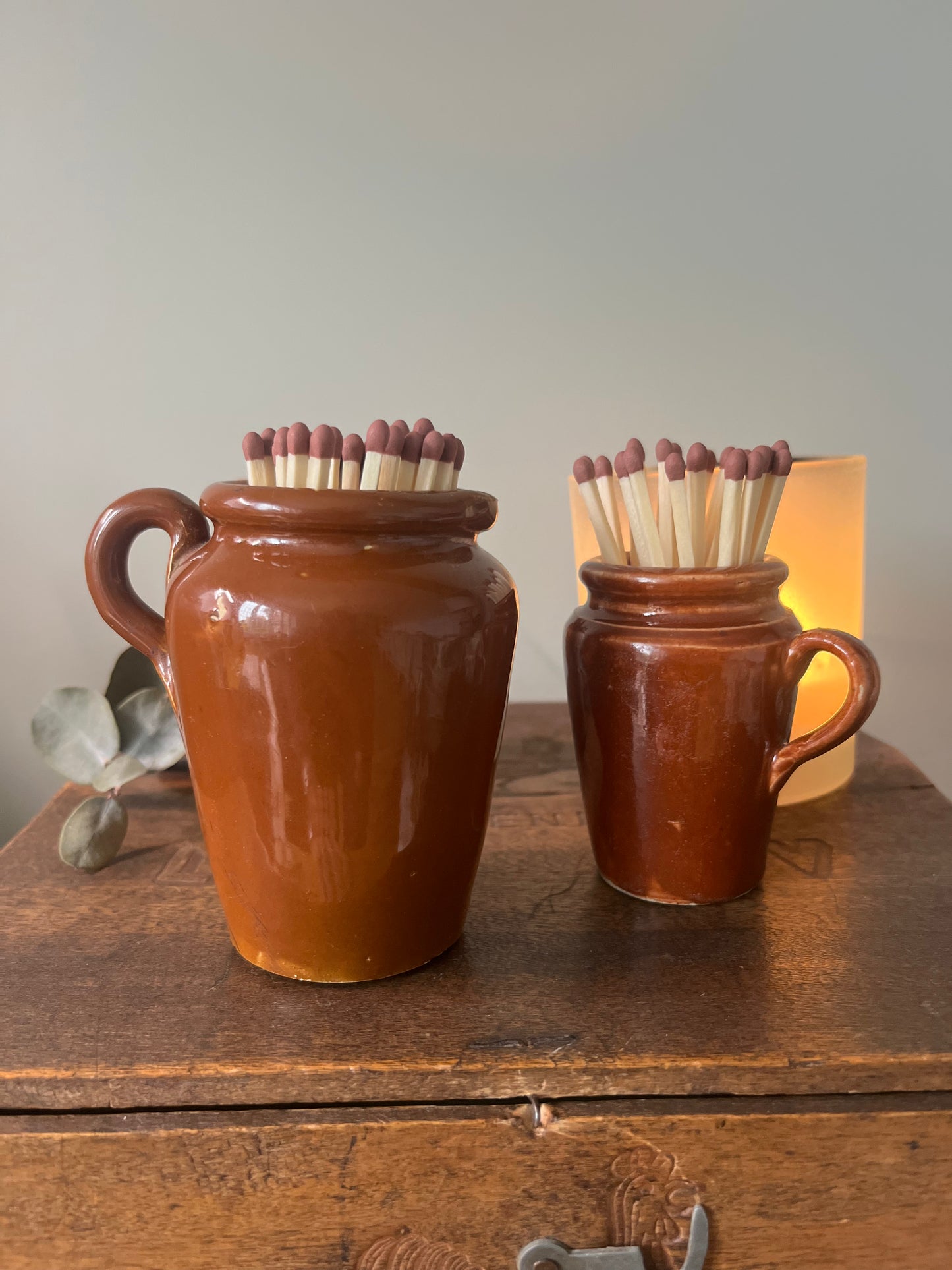 Large Brown Match Striker Pot with Matches